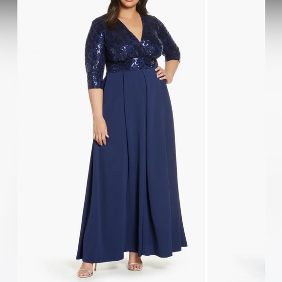 Kiyonna Pairs sequin navy bodice gown - Picture 1 of 7